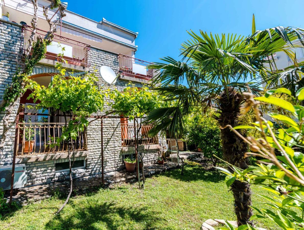 Apartment Yean Kastela Exterior photo